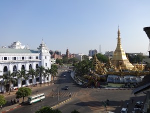 Sule Pagoda (small)